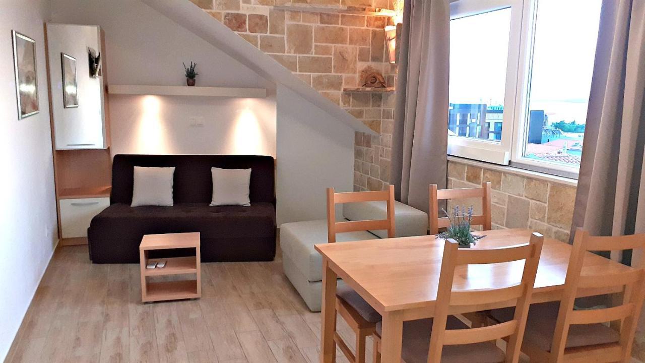 Apartments Villa Bonaca Baska Voda Phòng bức ảnh