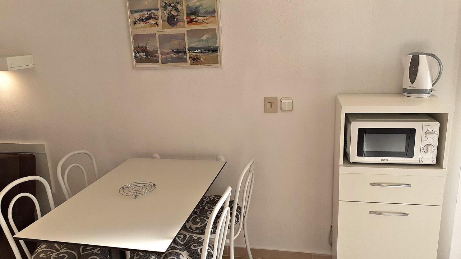 Apartments Villa Bonaca Baska Voda Phòng bức ảnh