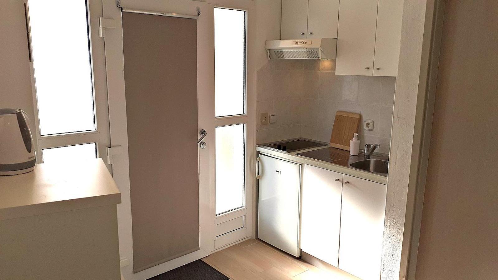 Apartments Villa Bonaca Baska Voda Phòng bức ảnh