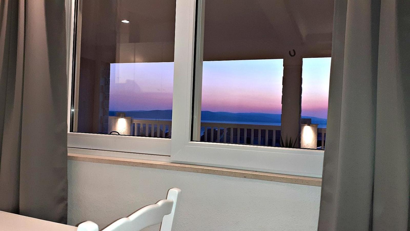 Apartments Villa Bonaca Baska Voda Phòng bức ảnh